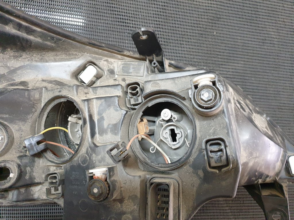 Chevrolet Aftermarket Utility Left Headlight