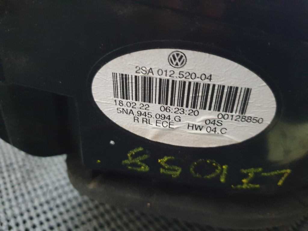 Volkswagen Tiguan Right Rear Inner Taillight