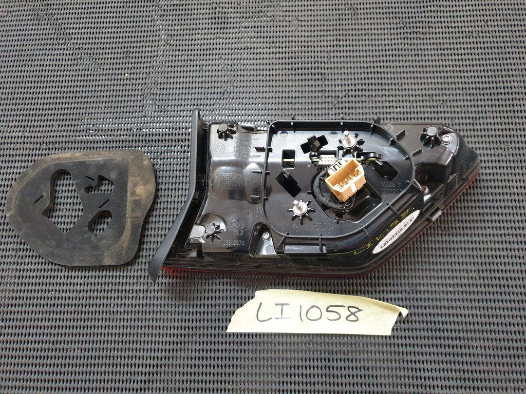 Volkswagen Tiguan Right Rear Inner Taillight