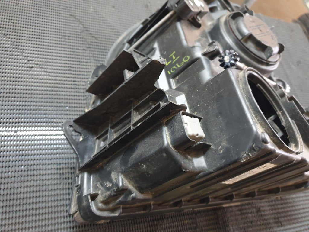 Hyundai H100 Pickup Right Headlight