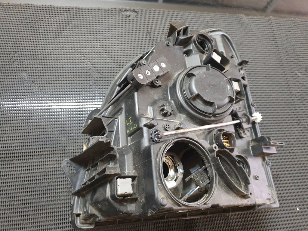 Hyundai H100 Pickup Right Headlight