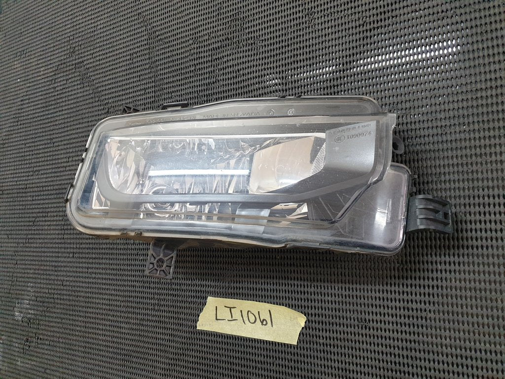 Volkswagen Transporter Right Fog Light