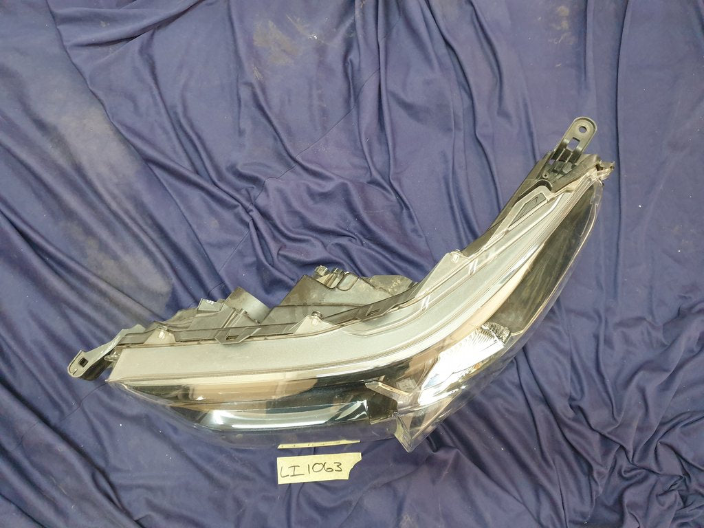Toyota Hilux Left Headlight