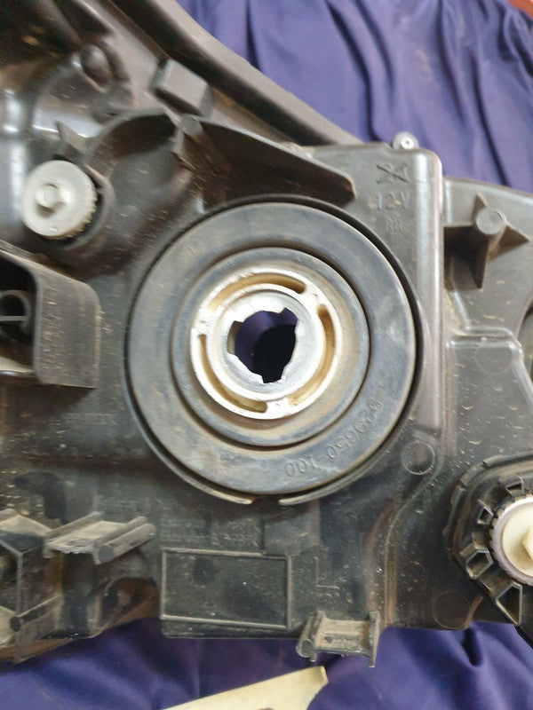 Toyota Hilux Left Headlight