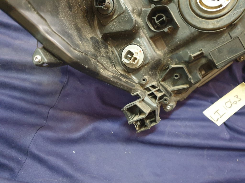 Toyota Hilux Left Headlight