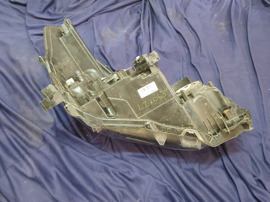 Toyota Hilux Left Headlight