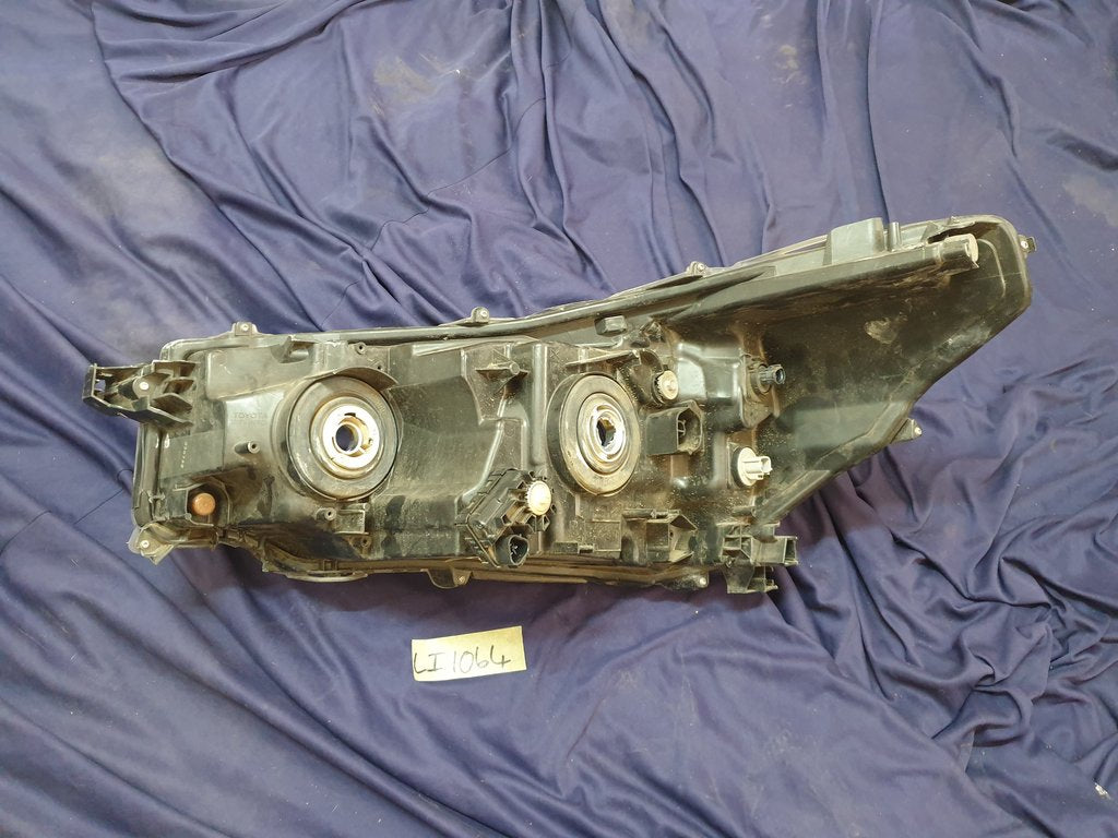 Toyota Hilux Right Headlight