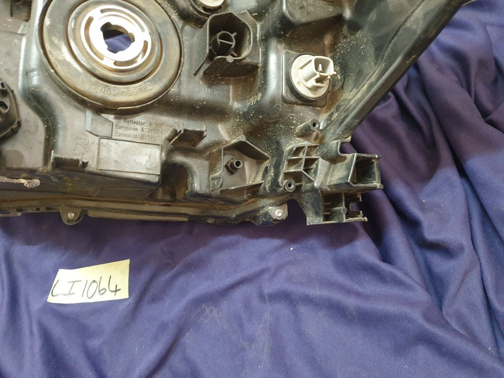 Toyota Hilux Right Headlight