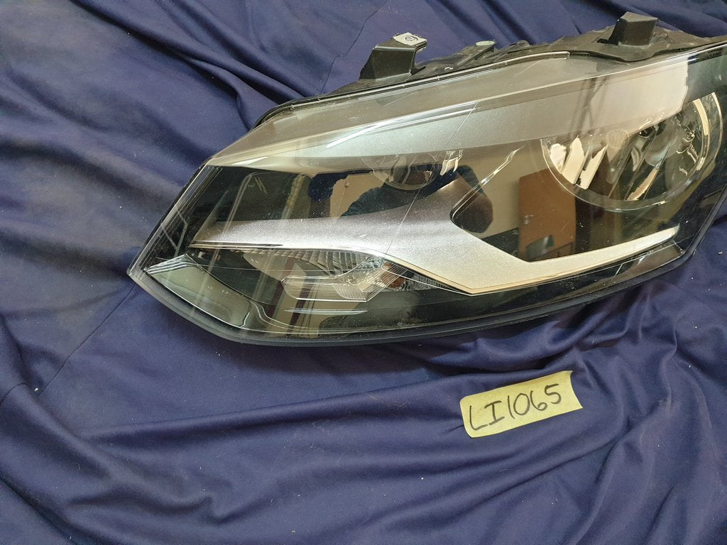 Volkswagen Polo Left Headlight