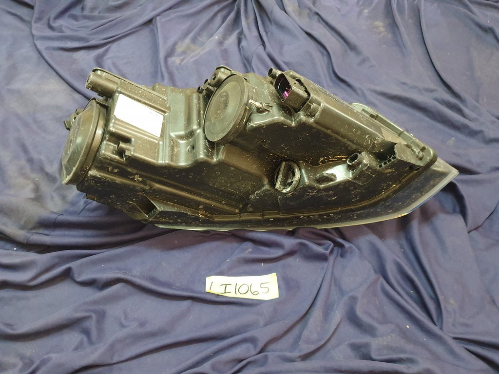 Volkswagen Polo Left Headlight