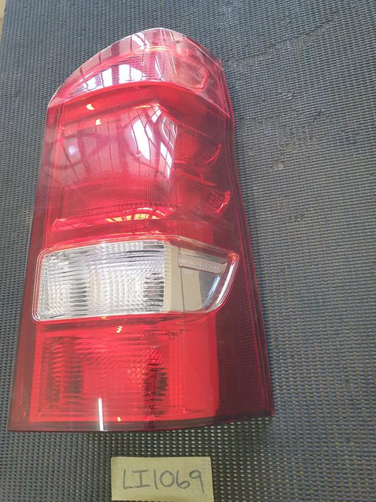 Mercedes-Benz V-Class Vito W447 Right Taillight