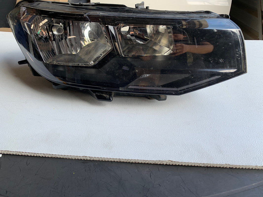 Volkswagen Polo Right Headlight