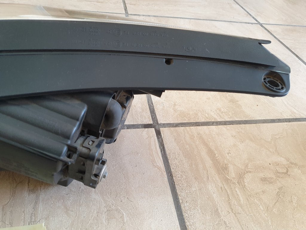 Hyundai ix35 2011 Right Headlight
