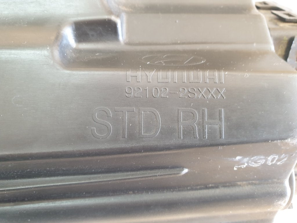 Hyundai ix35 2011 Right Headlight
