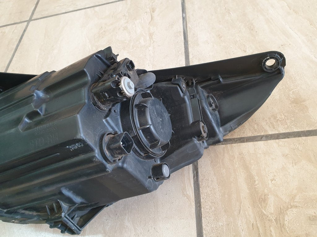 Hyundai ix35 2011 Right Headlight