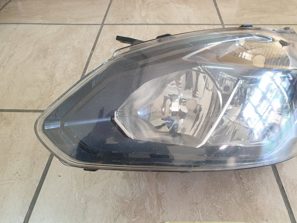 Ford Transit 2016 Left Headlight