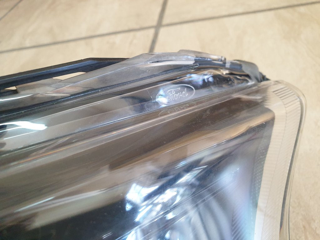 Ford Transit 2016 Left Headlight
