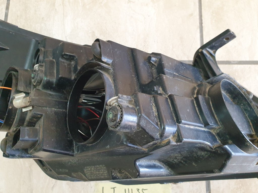 Ford Transit 2016 Left Headlight