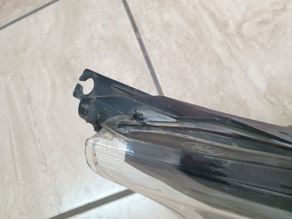 Ford Transit 2016 Right Headlight