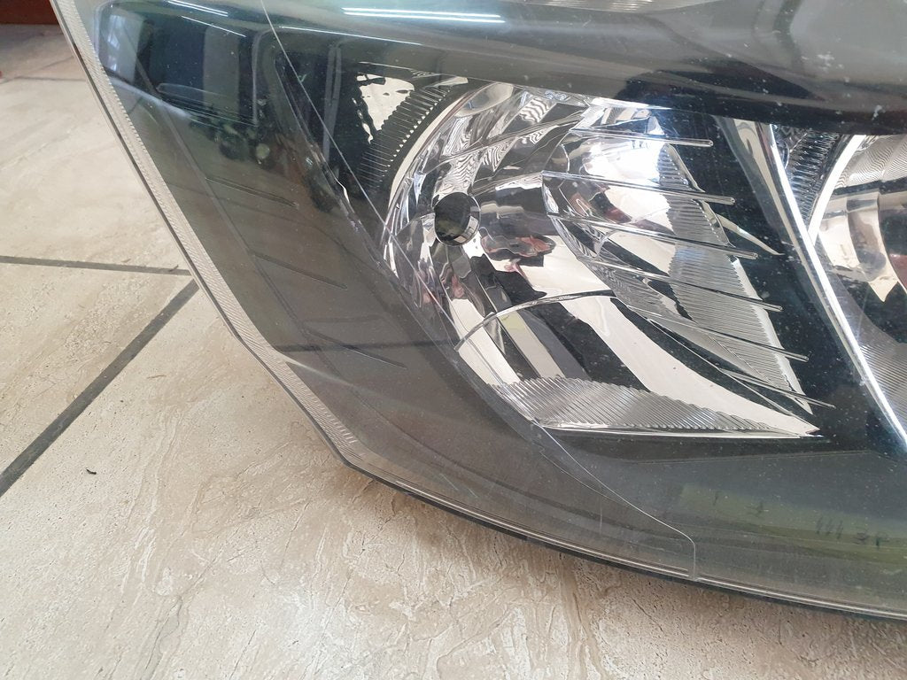Ford Transit 2016 Right Headlight