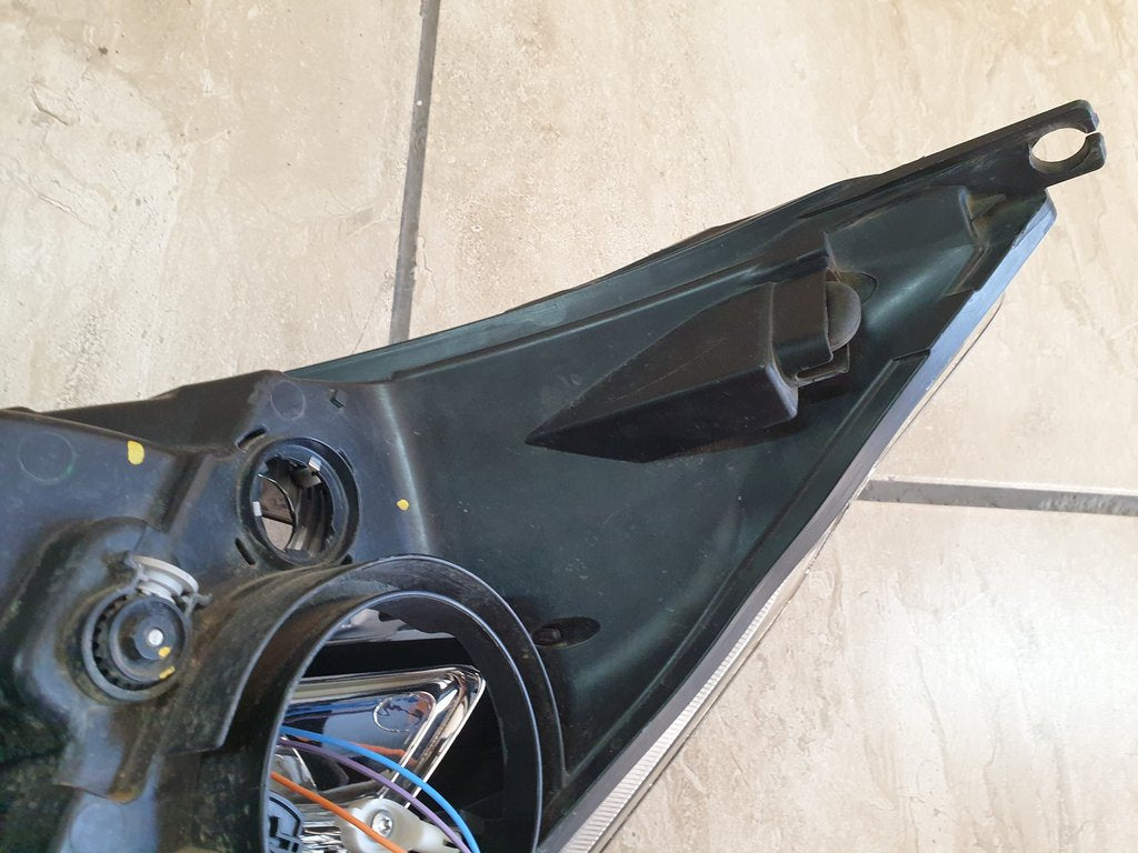 Ford Transit 2016 Right Headlight