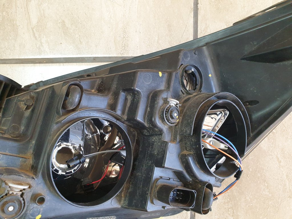 Ford Transit 2016 Right Headlight
