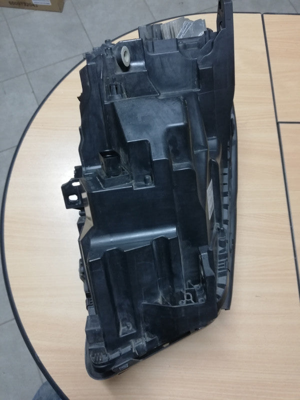 Mercedes-Benz GLA W156, 2019 Left Headlight