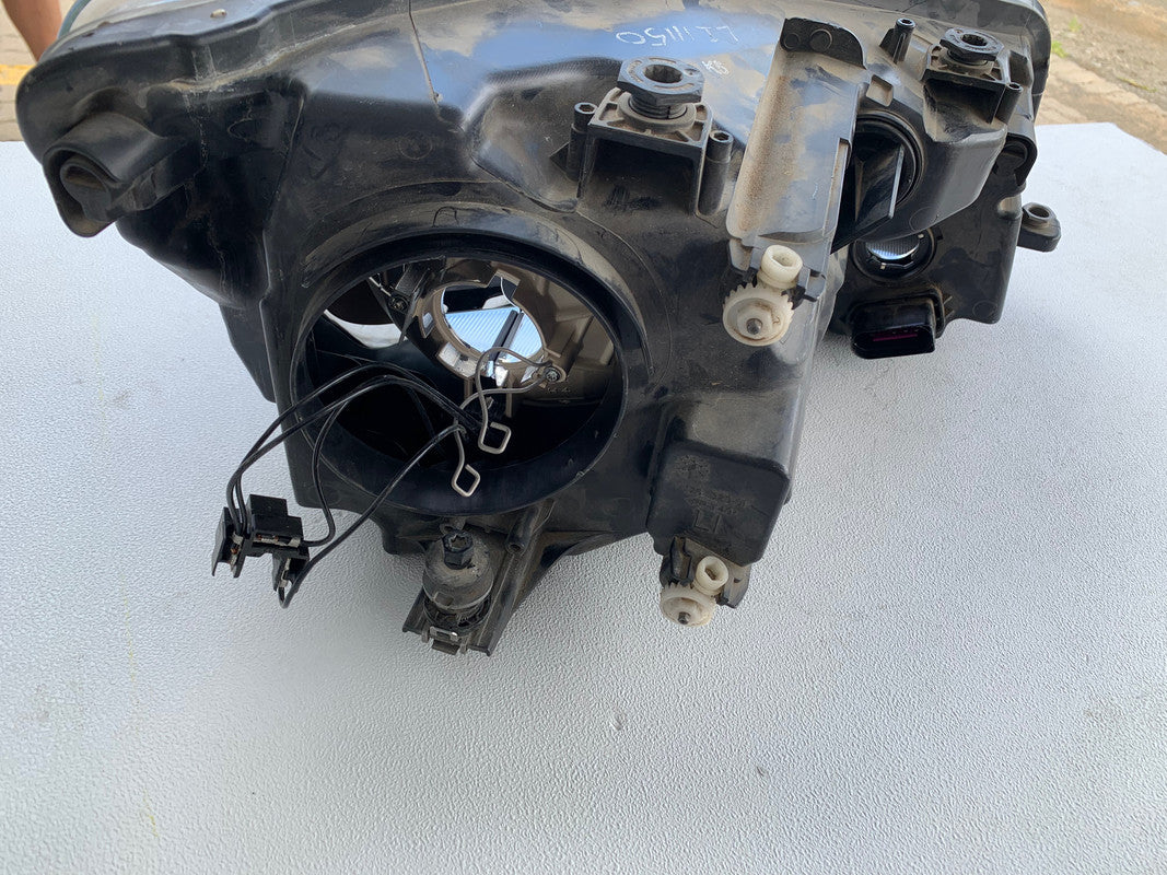 Volkswagen Caddy 2011 Left Headlight