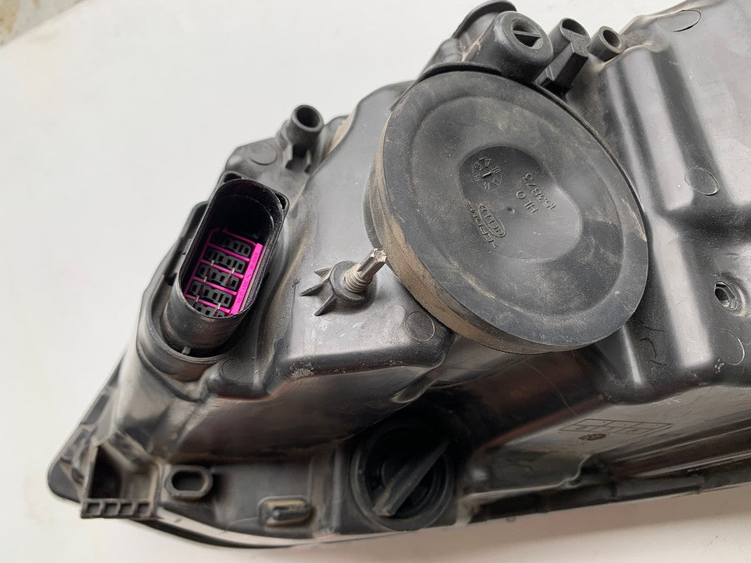 Volkswagen Polo 6 2013 Right Headlight