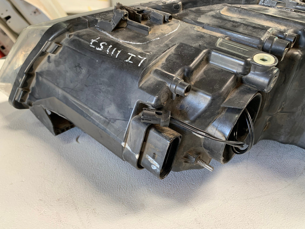 Volkswagen Polo Right Headlight