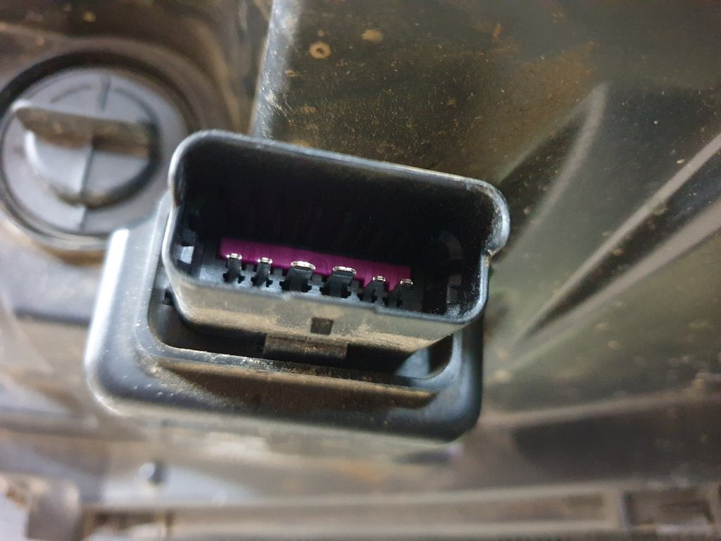 Renault Duster Right Headlight