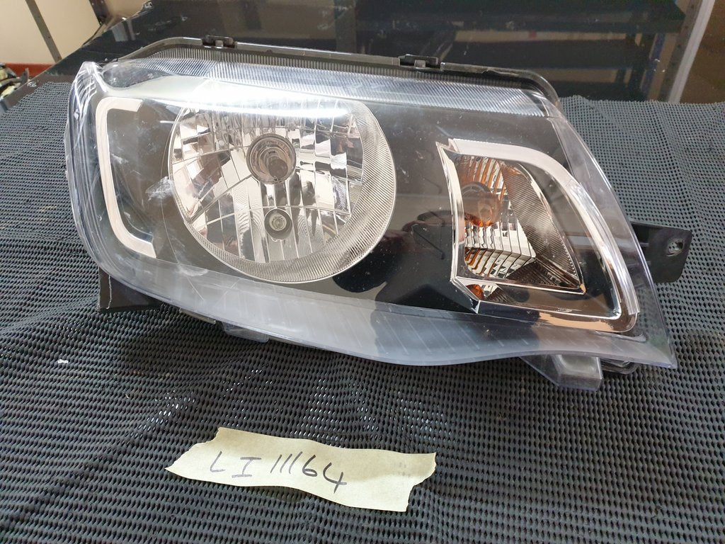Renault Kwid Right Headlight