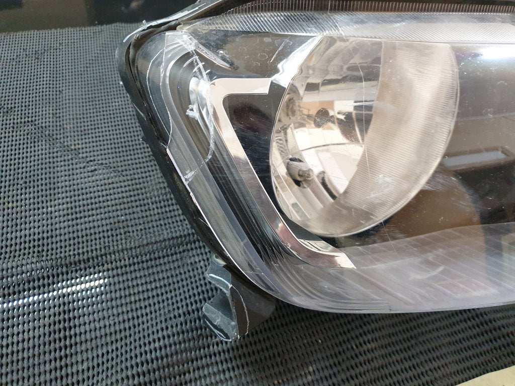 Renault Kwid Right Headlight