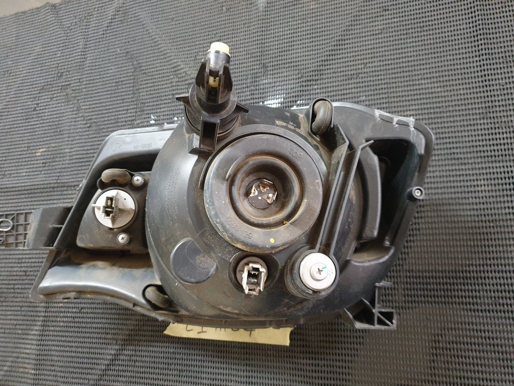 Renault Kwid Right Headlight