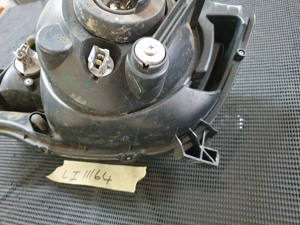 Renault Kwid Right Headlight