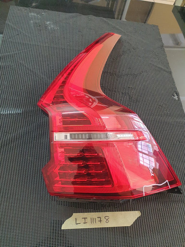 Volvo XC60 2021 Right Rear Taillight