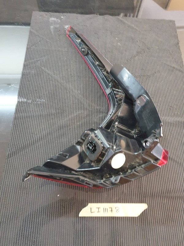 Volvo XC60 2021 Right Rear Taillight