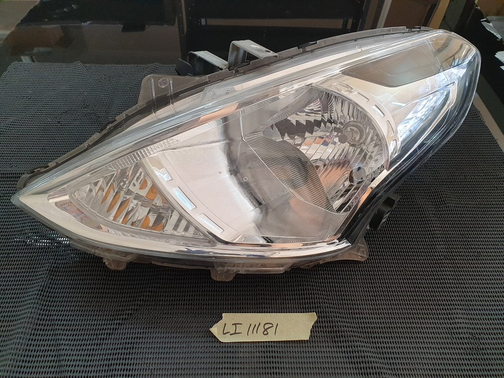 Nissan Almera 1.5 Left Headlight