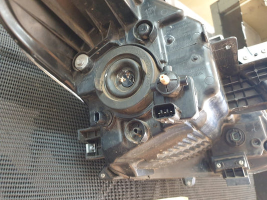 Nissan Almera 1.5 Left Headlight