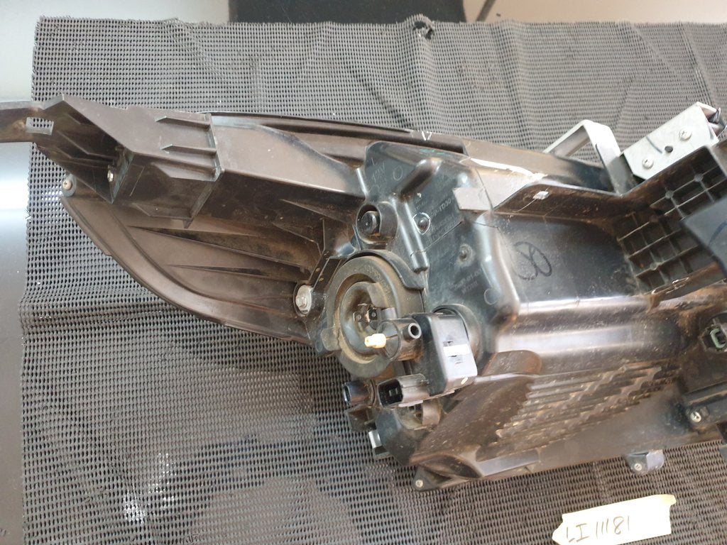 Nissan Almera 1.5 Left Headlight