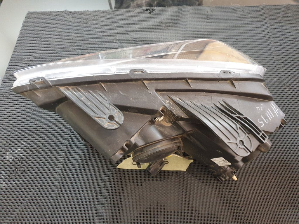 Mahindra Scorpio 2022 Right Headlight