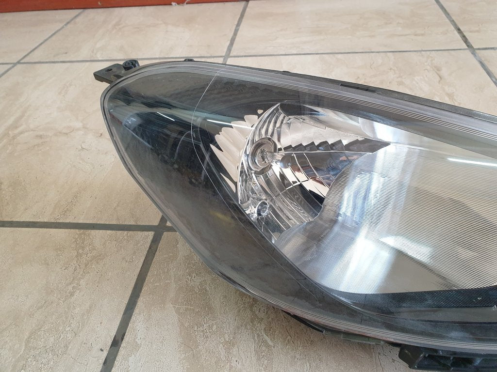 Hyundai I20 Right Headlight