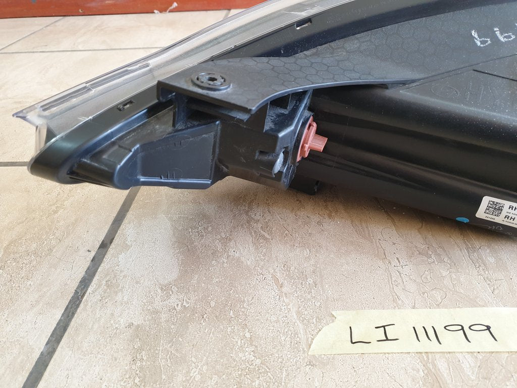 Hyundai I20 Right Headlight