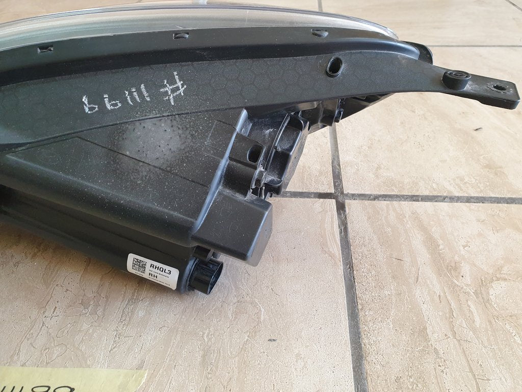 Hyundai I20 Right Headlight