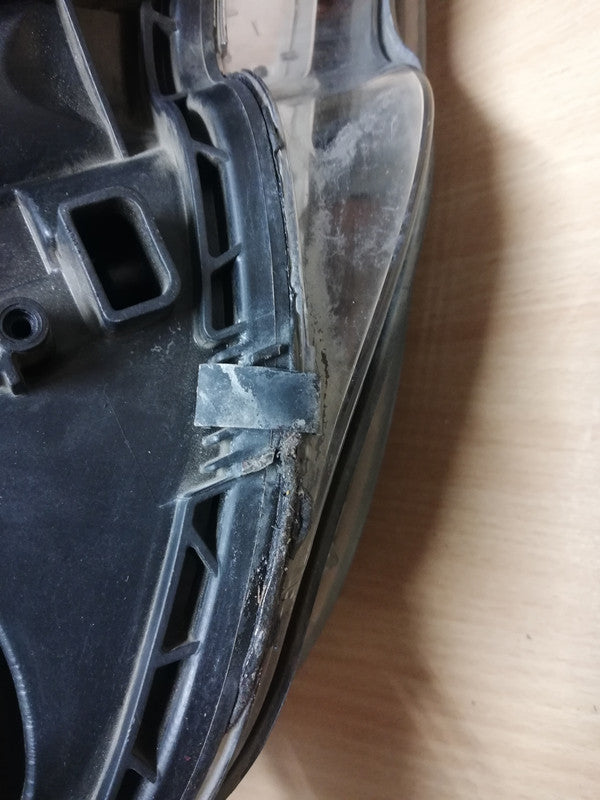 Mercedes-Benz C-Class W204, 2014 Left Headlight