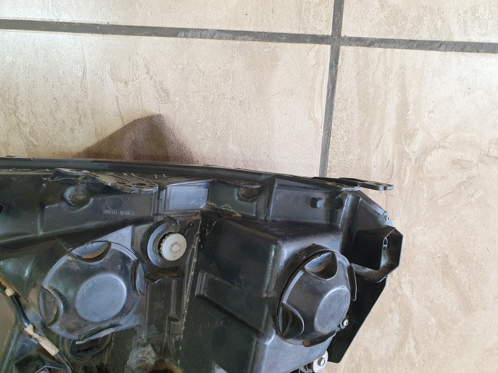 Ford Ranger Everest 2015, 2016, 2017, 2018, 2019 Right Headlight