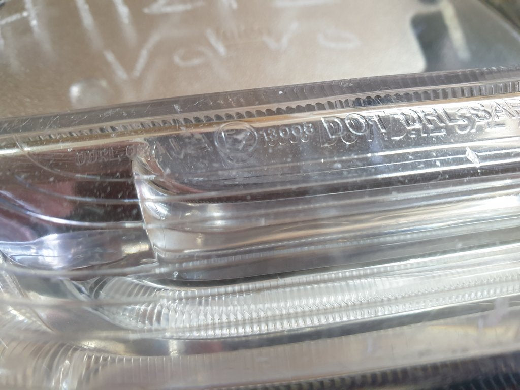 Volvo XC60 2014, 2015, Front Parking Light assembly Left Front Daytime Running Lamp