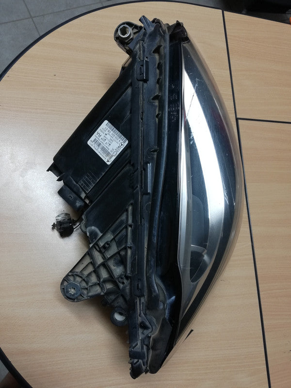 Mercedes-Benz C-Class W205 Right Headlight
