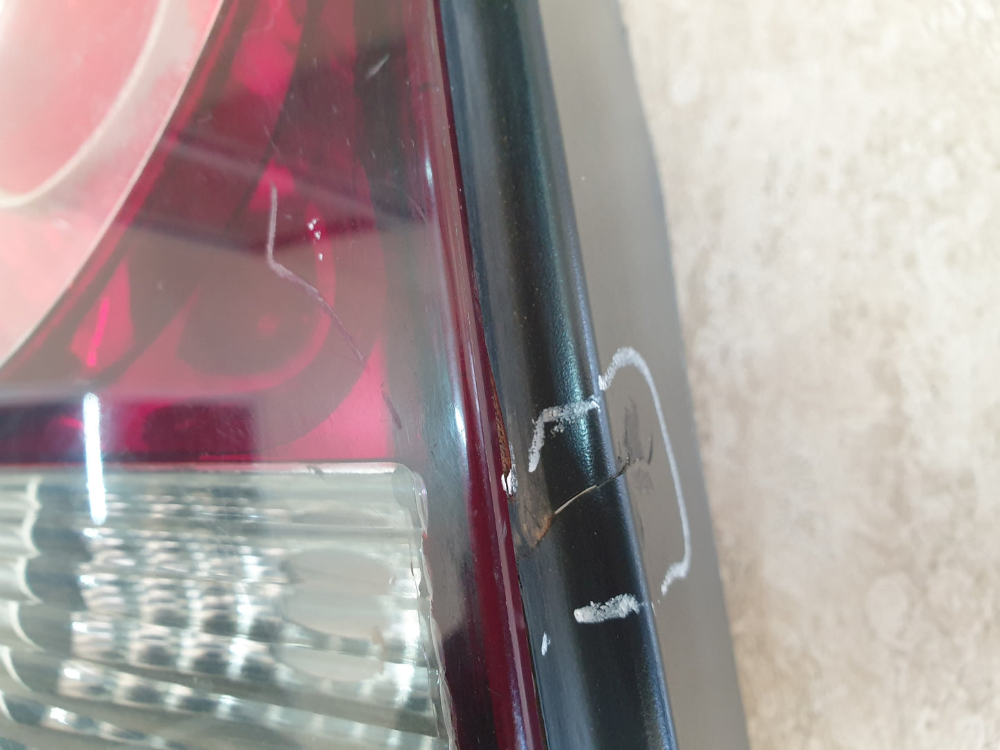 Volkswagen Polo 2015 Left Taillight