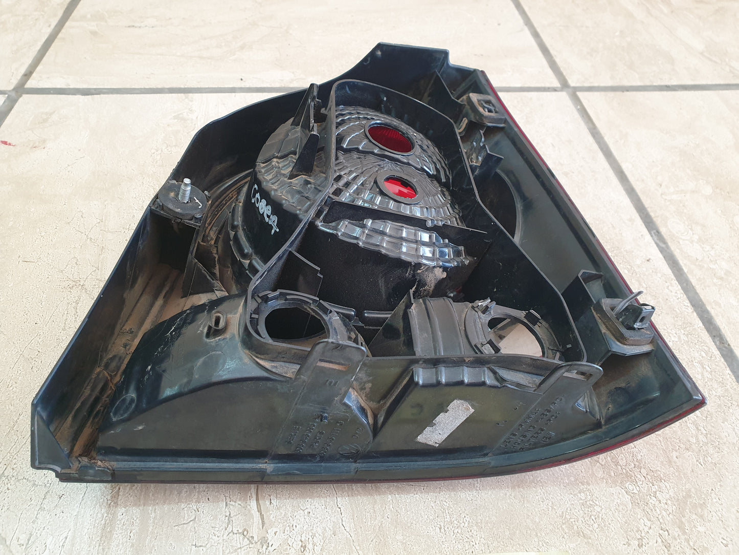 Volkswagen Polo 2015 Left Taillight